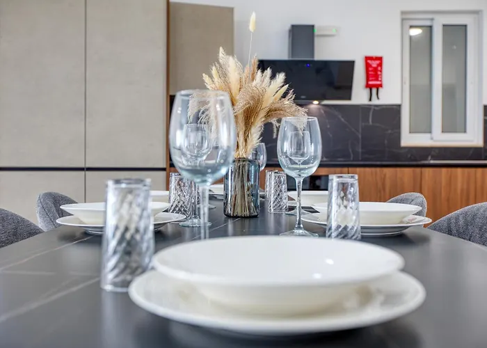 New! Sant Anna Residences, 1 By Sf Homes Apartament